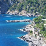 Blick vom Belvedere di Tragara auf Capri (Italien)