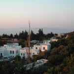 Griechisches Dorf auf Kos in der Abenddämmerung