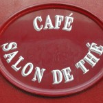 Pariser Café-Schild