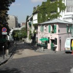 Straßenszene am Montmartre in Paris