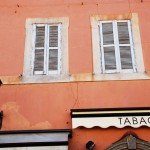 Hausfassade in Castel Gandolfo (Italien)