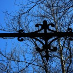 Schmiedeeisernes Kreuz bei Schloss Burg an der Wupper