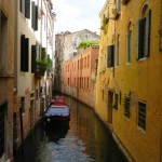 Wasserstraße in Venedig